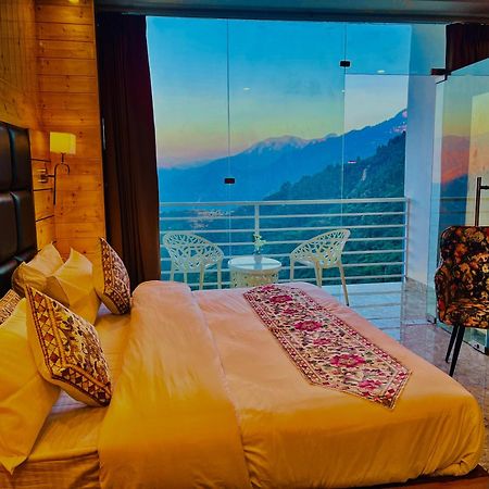 Hotel Classic Crown - #Scenic Mountain View #Open Terrace #Parking #Premium Rooms With Balcony #Guest Preferred #Best Selling Hotel In 穆索里 外观 照片