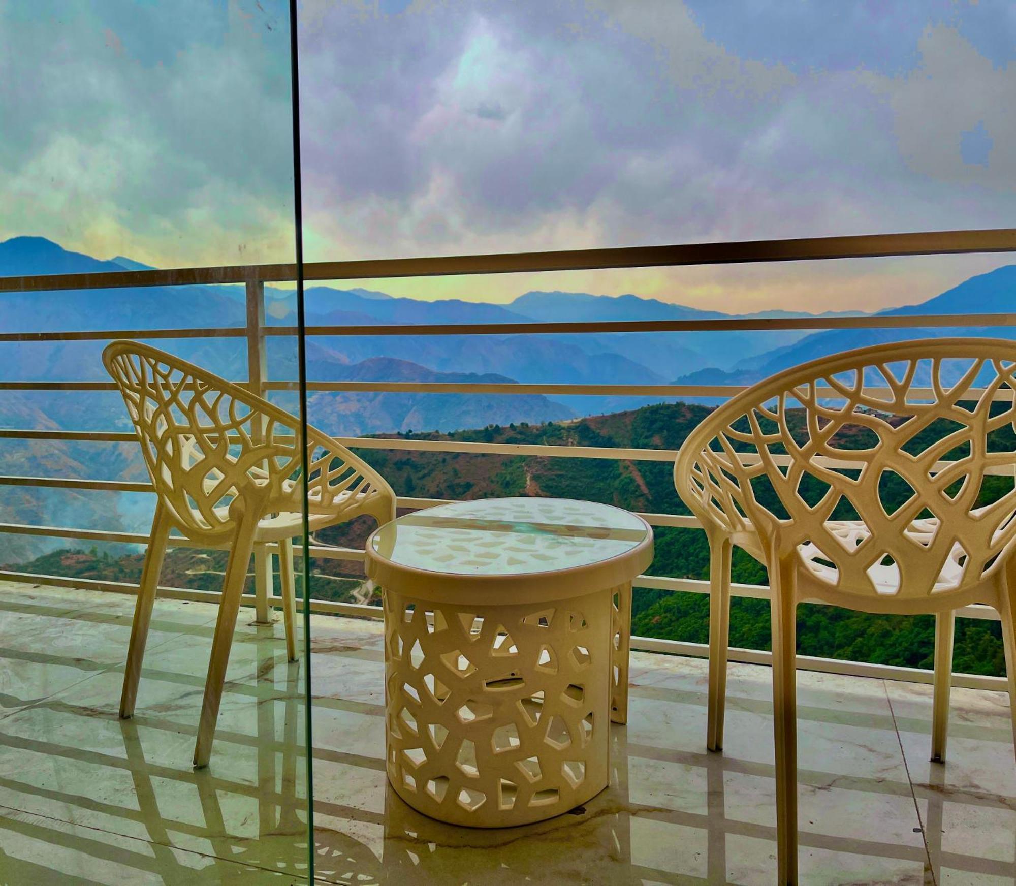 Hotel Classic Crown - #Scenic Mountain View #Open Terrace #Parking #Premium Rooms With Balcony #Guest Preferred #Best Selling Hotel In 穆索里 外观 照片